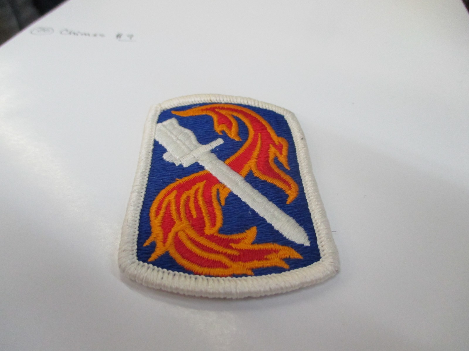 U.S. ARMY / 198TH INFANTRY BRIGADE PATCH (Sew-On) Merrowed Edge