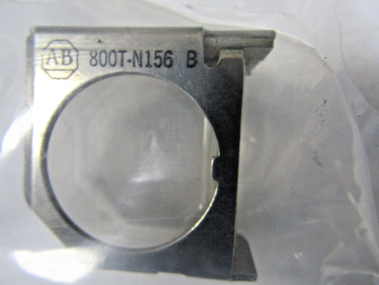 ✌️ALLEN-BRADLEY 800T-N156 PADLOCK COVER FOR SELECTOR SWITCHES & POTENTIOMETER