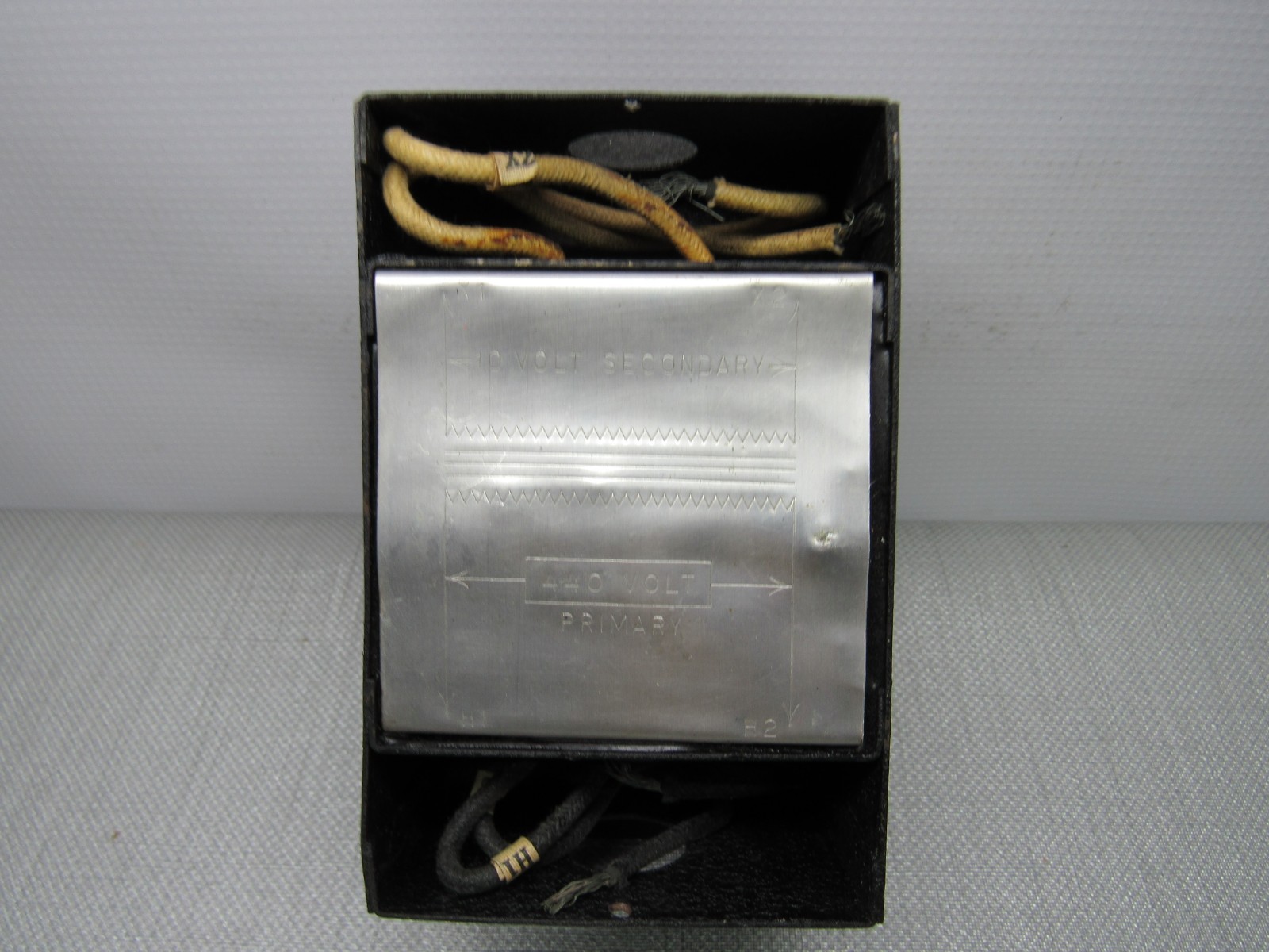 Bellows Type 10-4 Control Transformer 440V