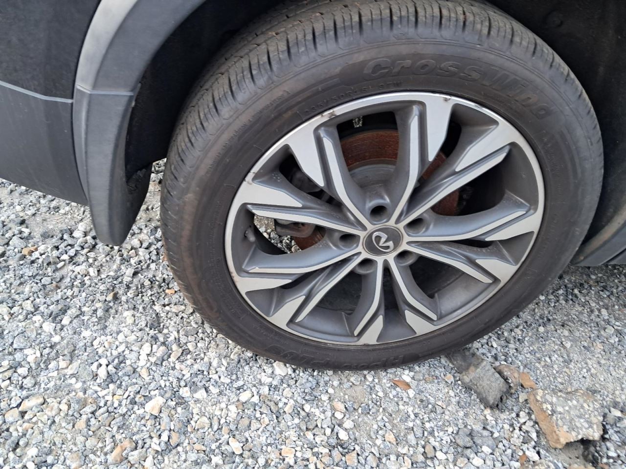QX30 2018 Glove Box 4898630