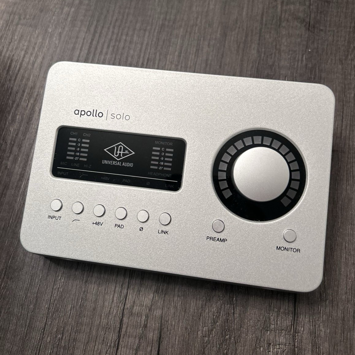 Universal Audio Apollo Solo Heritage USB-C Desktop Interface, Phantom Power