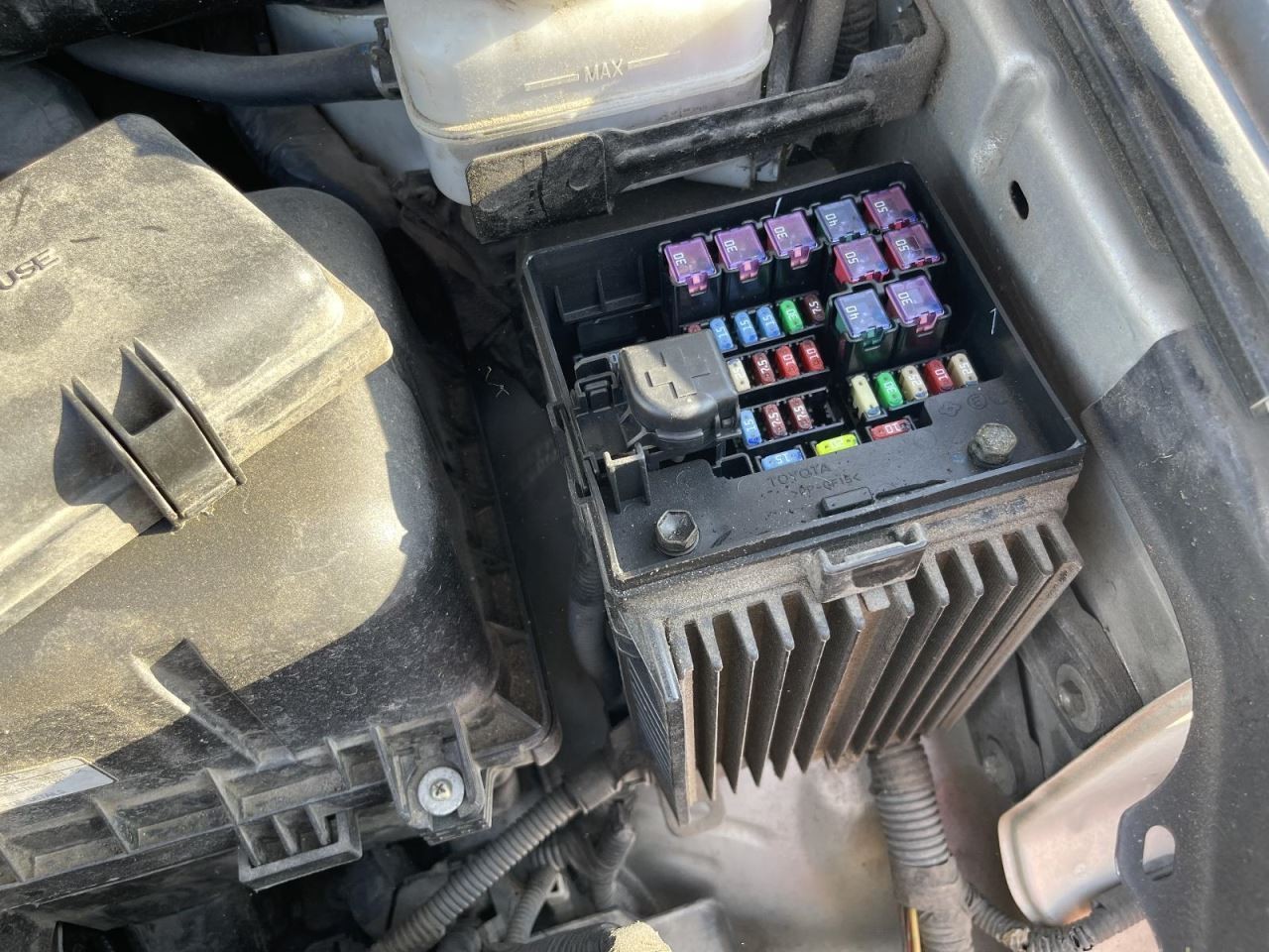 Fuse Box Engine Fits 07-09 LEXUS RX350 968416