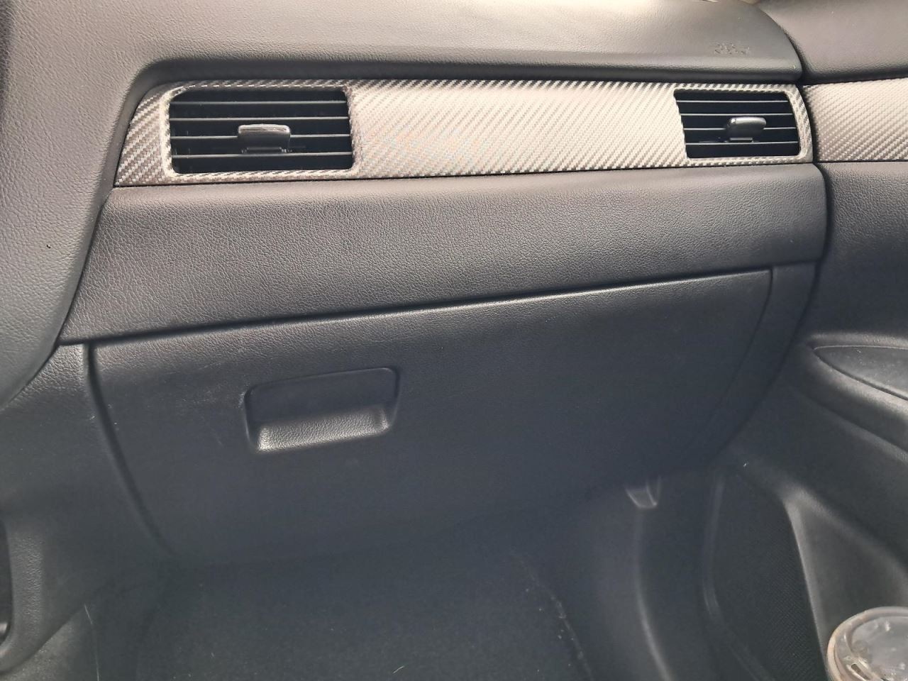 OUTLANDER 2017 Glove Box 4803825