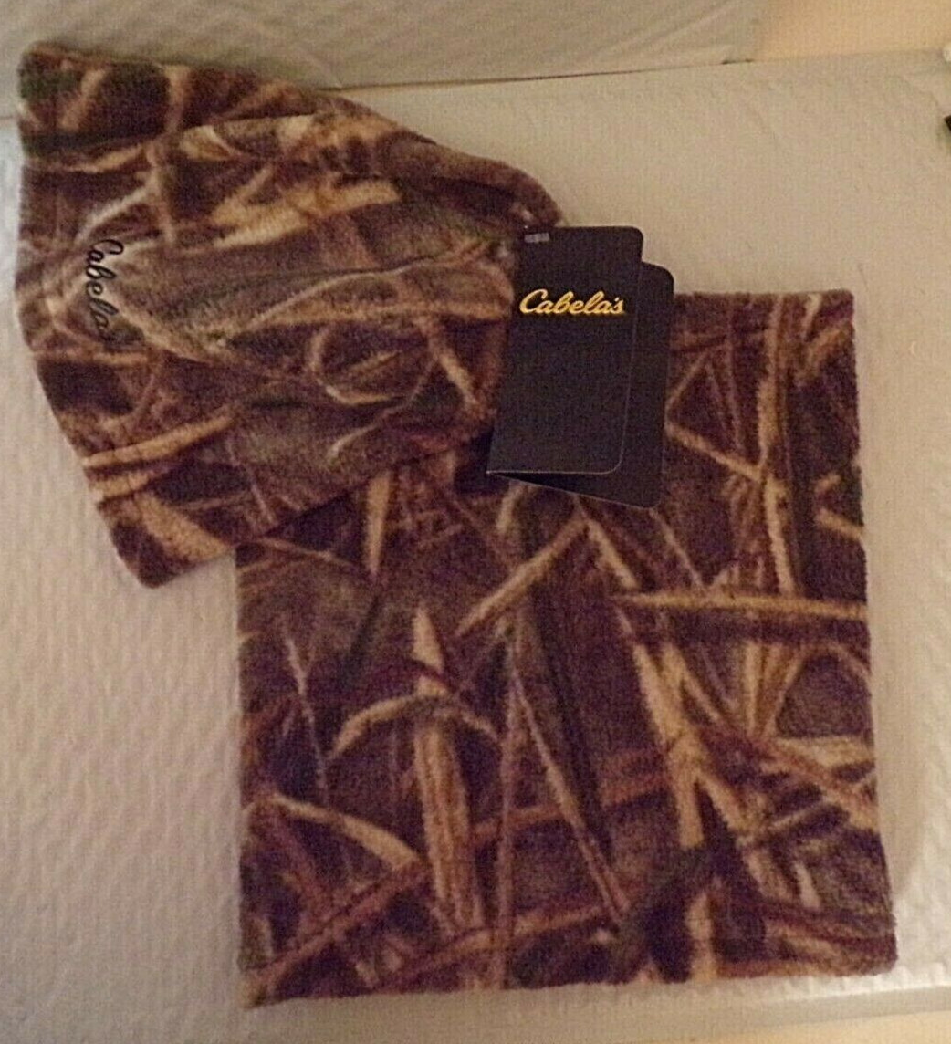 CABELAS ORIGINAL FLEECE BEANIE/GAITER COMBO. MOSSY OAK BLADES.