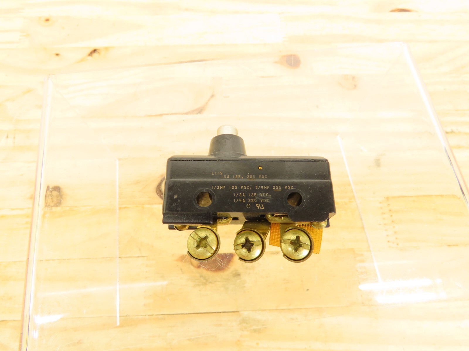 Industrial Snap Action Switch Over Travel Micro Switch Freeport ILL.  GBS3-B