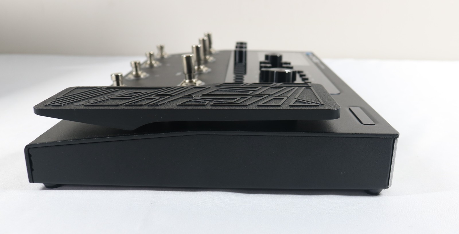 VALETON GP-200R Multi Effects Processor Multi-Effects Guitar Bass Pedal