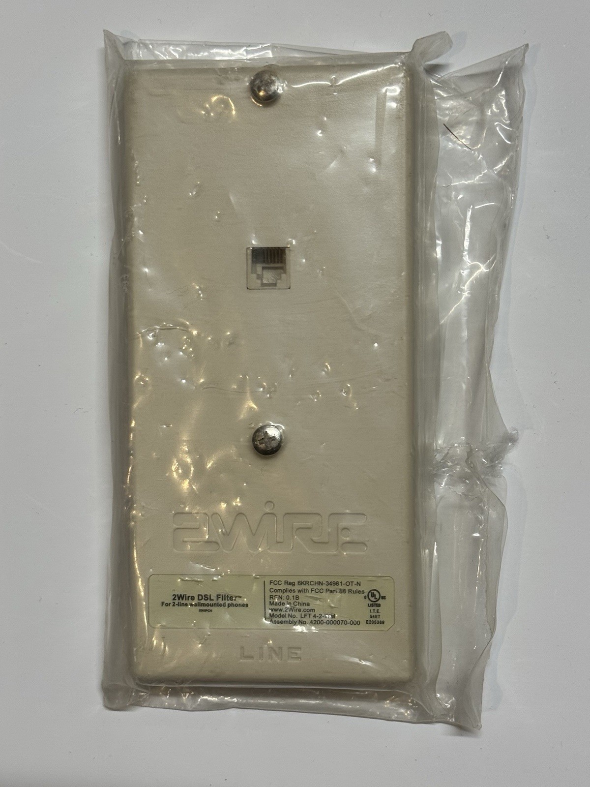 2WIRE DSL FILTER MODEL LFT 4-2-WM FOR 2-LINE WALL MOUNTED PHONES