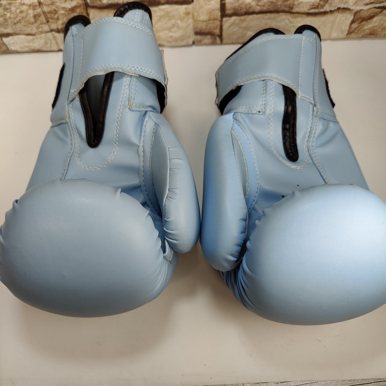 30 Minute Hit Light Blue Boxing Gloves 10 0Z