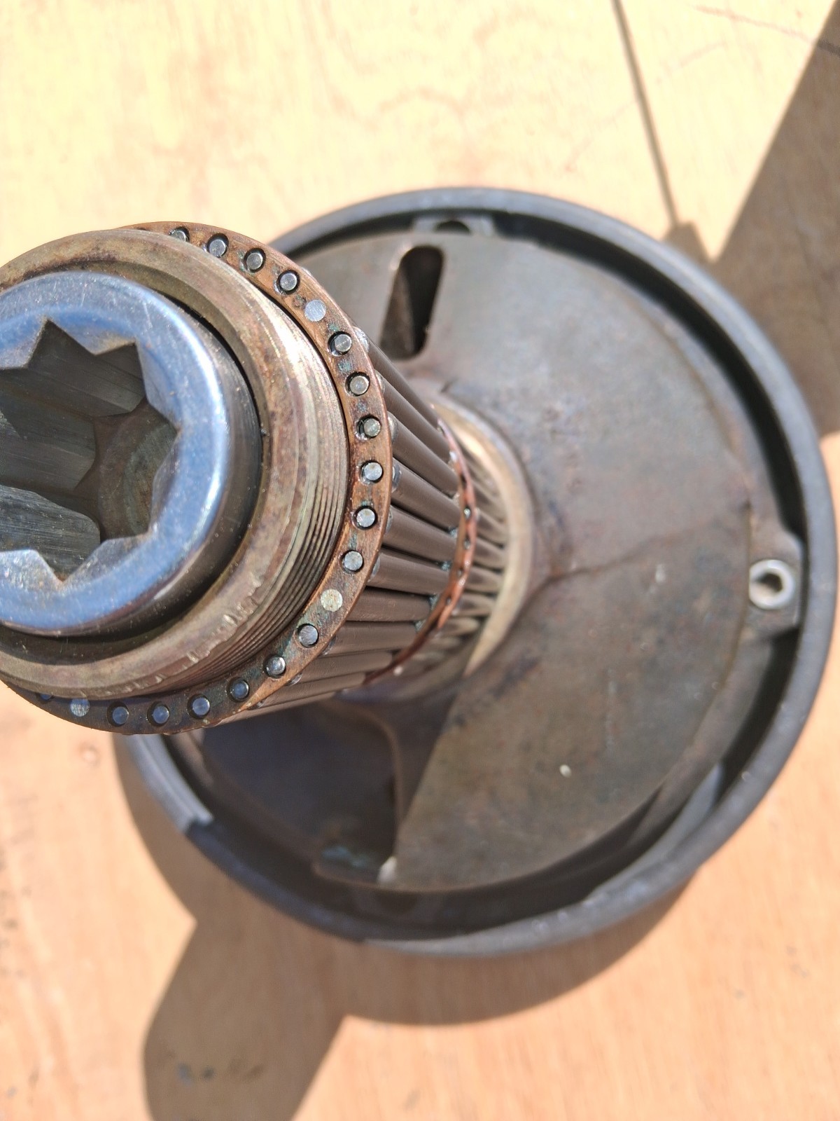 (2) Barient 28 Non Self Tailing Winches
