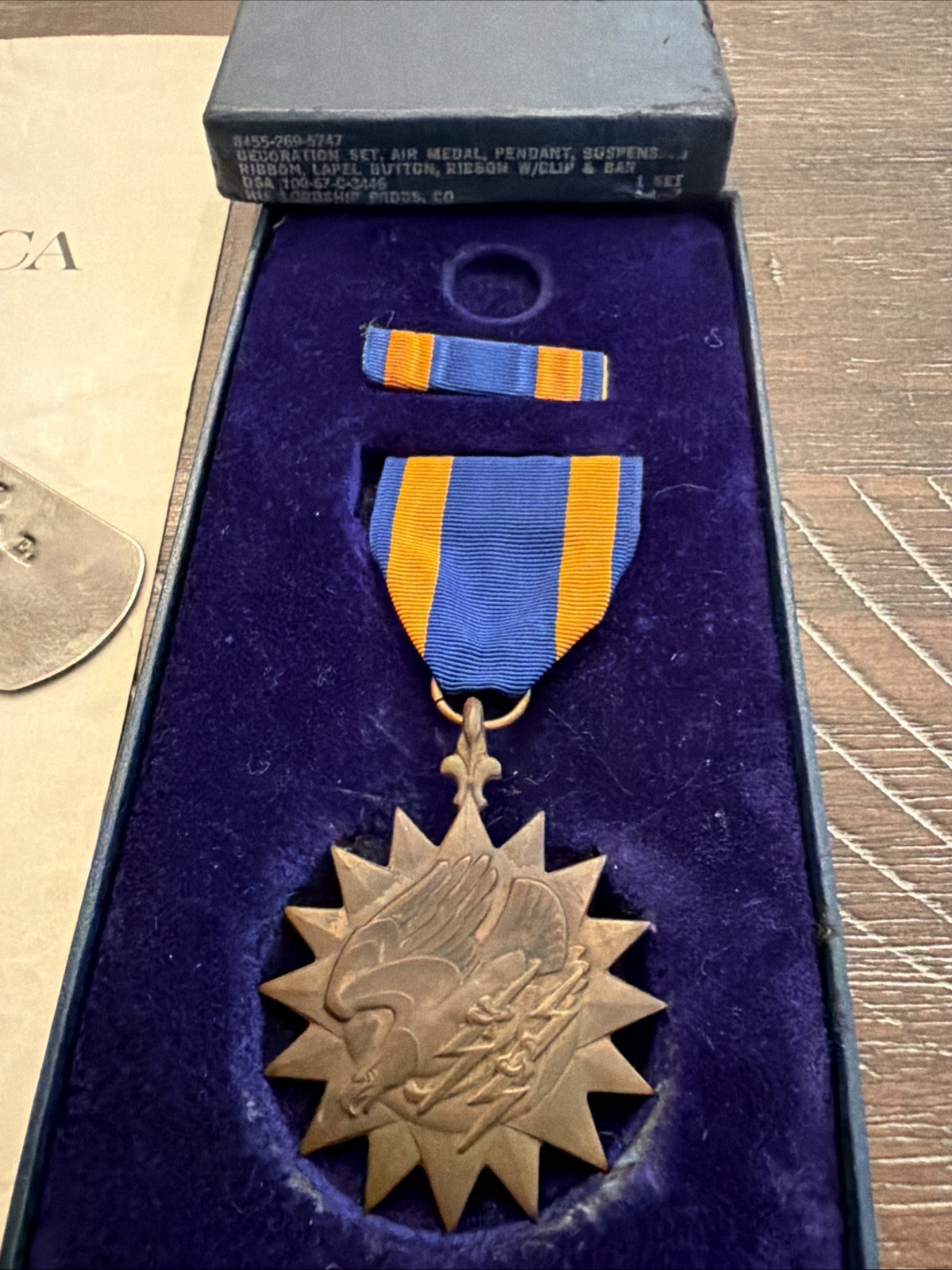 VIETNAM -U.S. AIR MEDAL, 67 DATED Box, Dog Tags, Citation 1st Airmobile