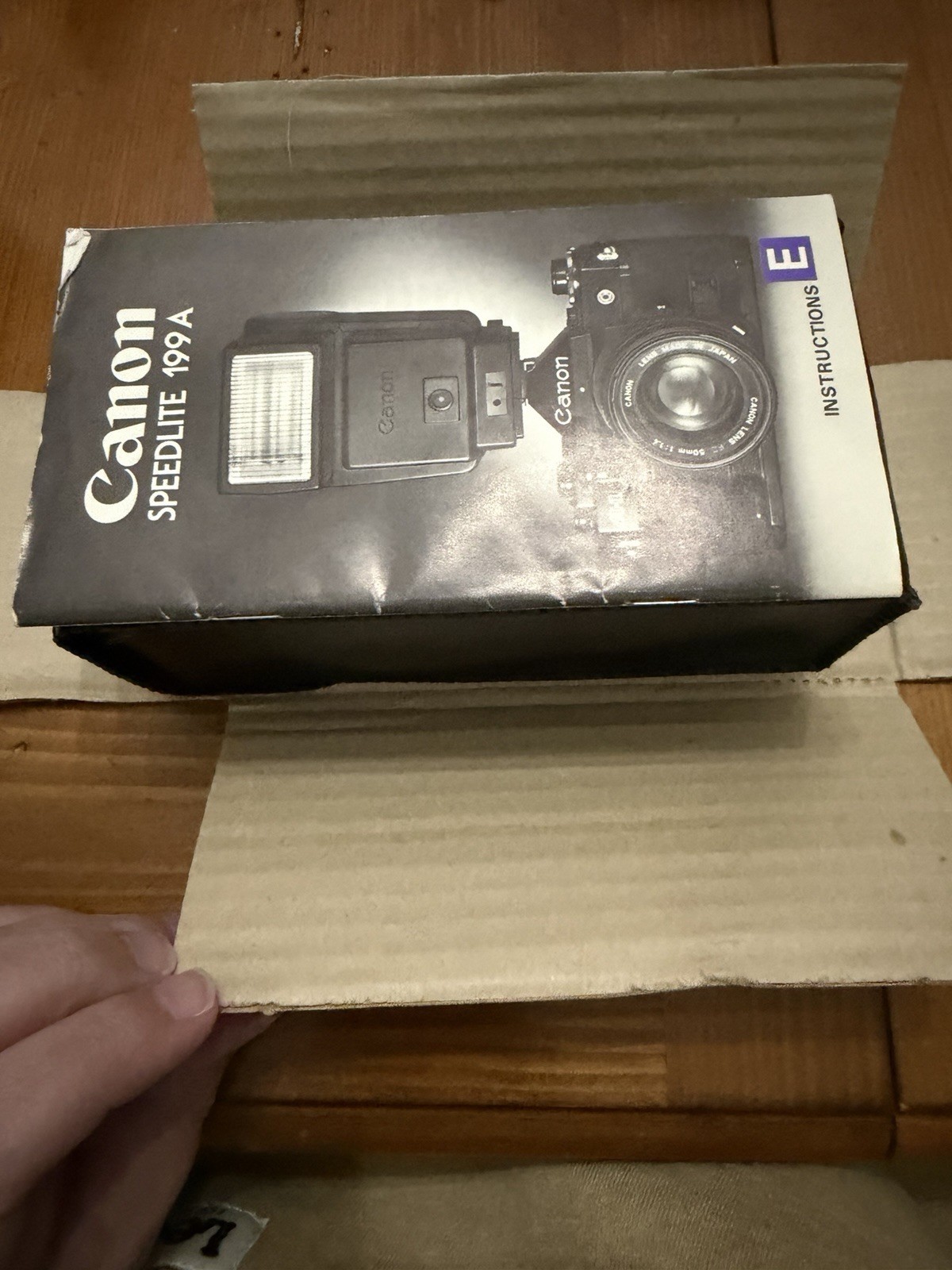 Canon Speedlite 199A – Vintage Flash – Untested – Sold As‑Is