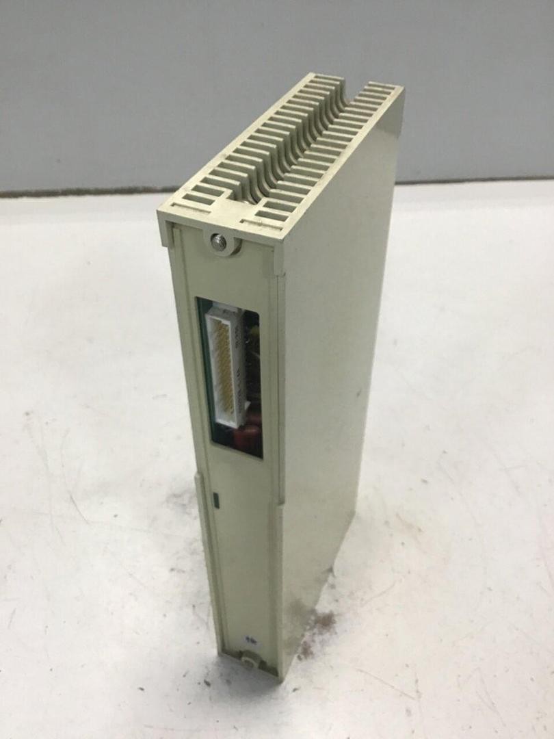 TOSHIBA Input Module B200P32DI-1 Used #140786