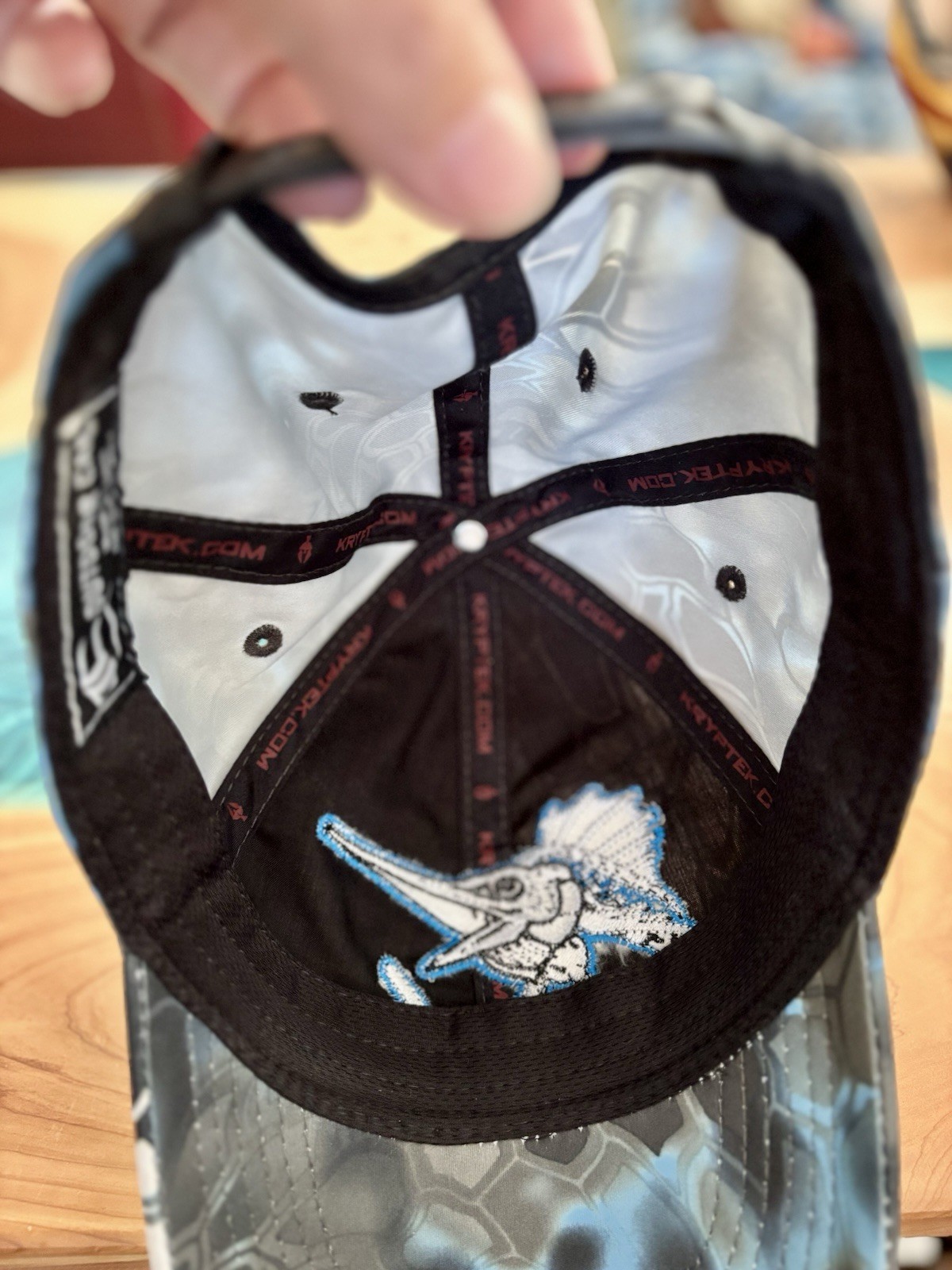 EUC Authentic Outdoor Hat Kryptek Neptune Marlin Bonefish Blue/ Black