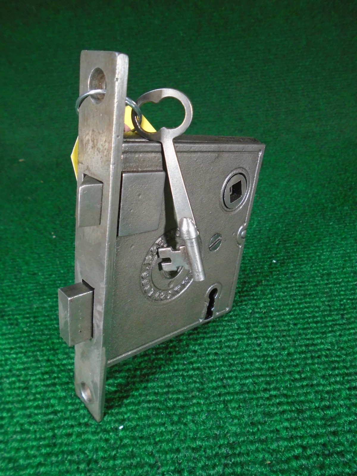 R & E RUSSELL & ERWIN # 300 MORTISE LOCK w/KEY - NICE - RECONDITIONED (19657-3)