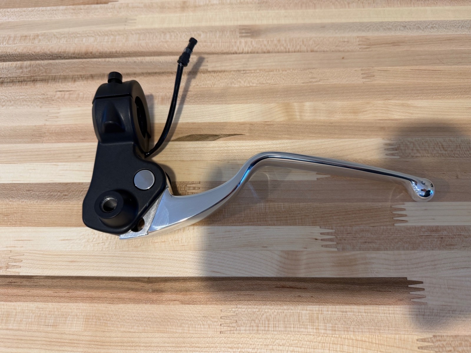 New OEM Indian Clutch Lever Perch Chief Chieftain Challenger 18-24 1327351-463