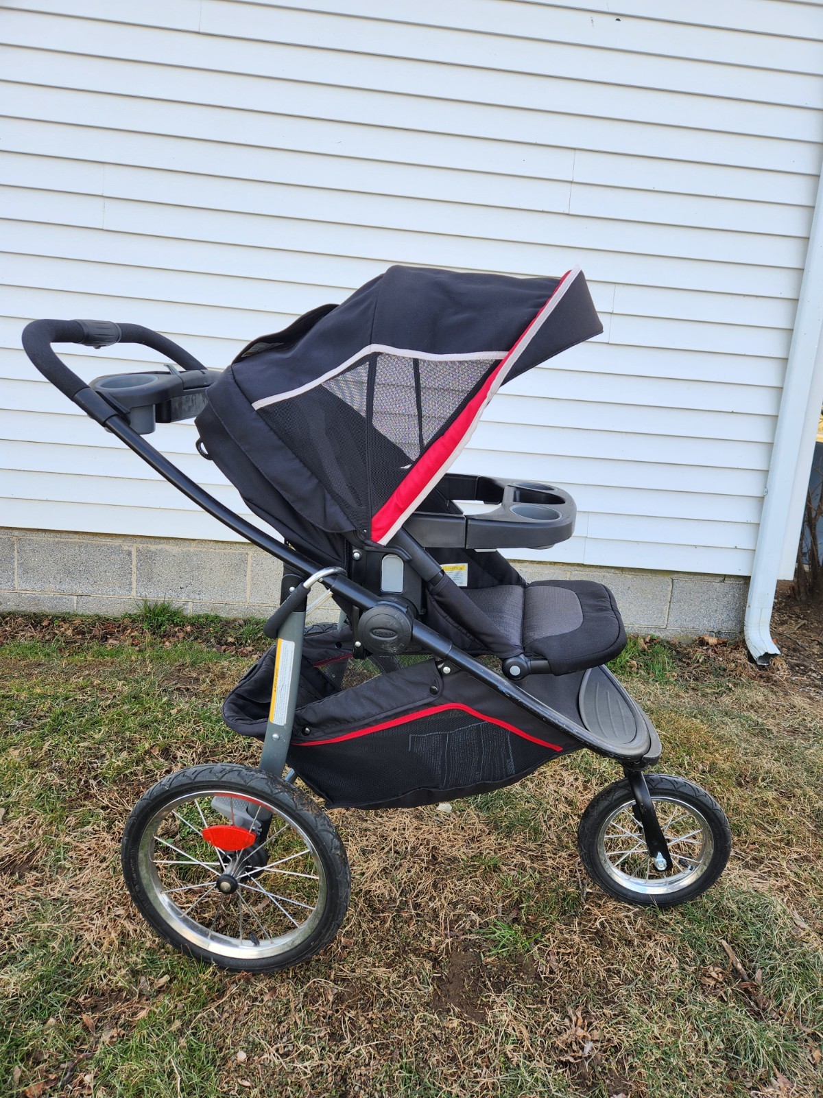 Graco Modes Jogger Stroller (local pick up only)