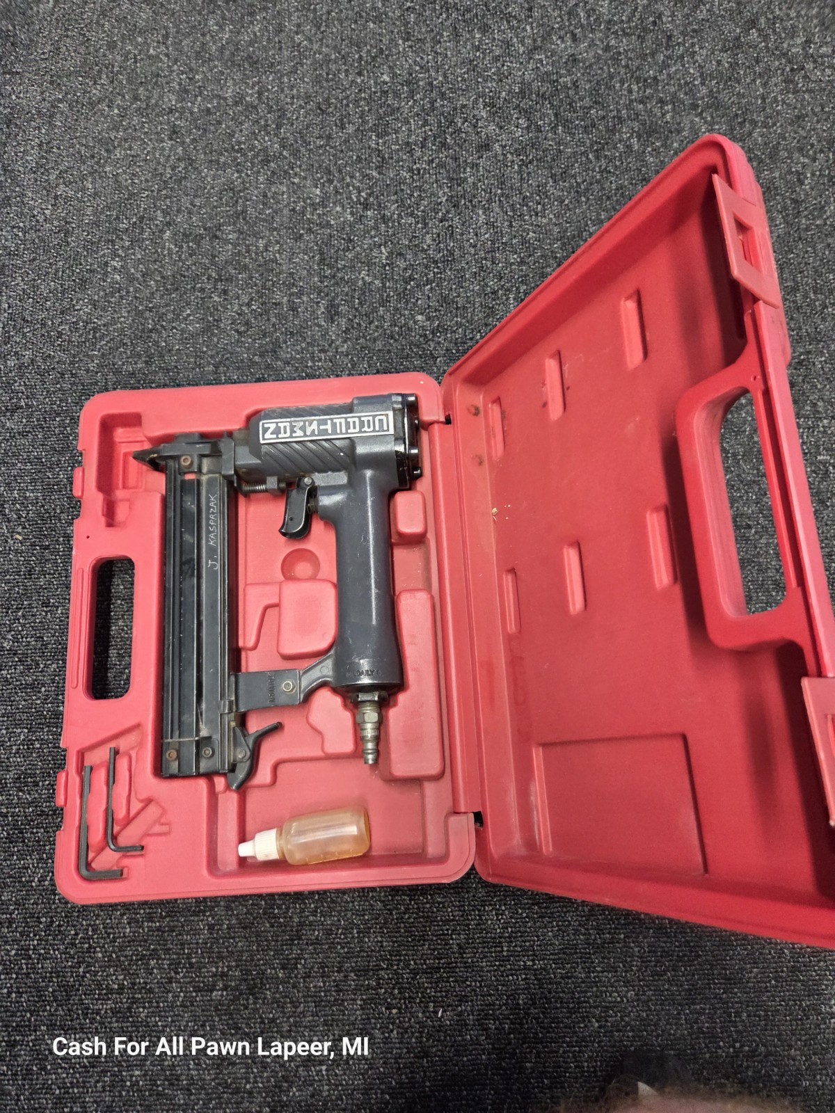 CRAFTSMAN 18 Gauge Brad Nailer 351-18310 (SB1110891) w case vintage tool