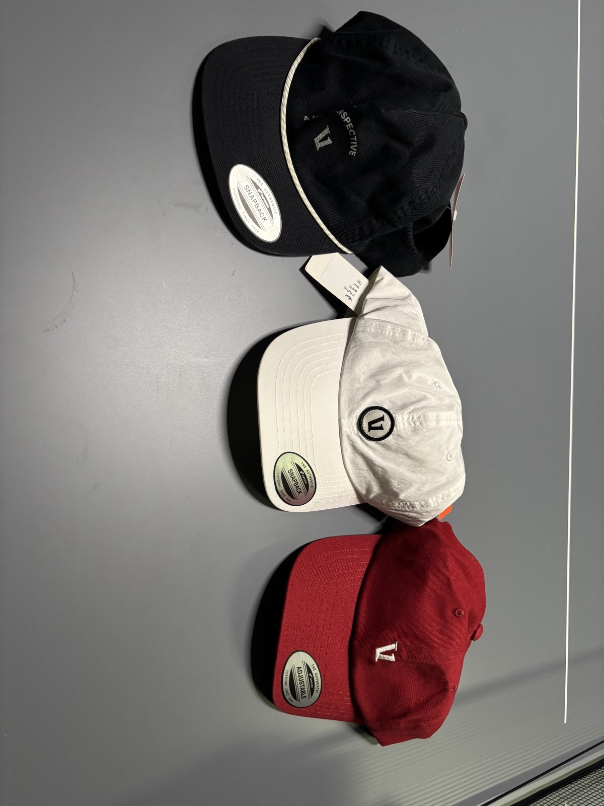 Vuori Unisex Adult Group of 3 Hats Different Colors all 3 included