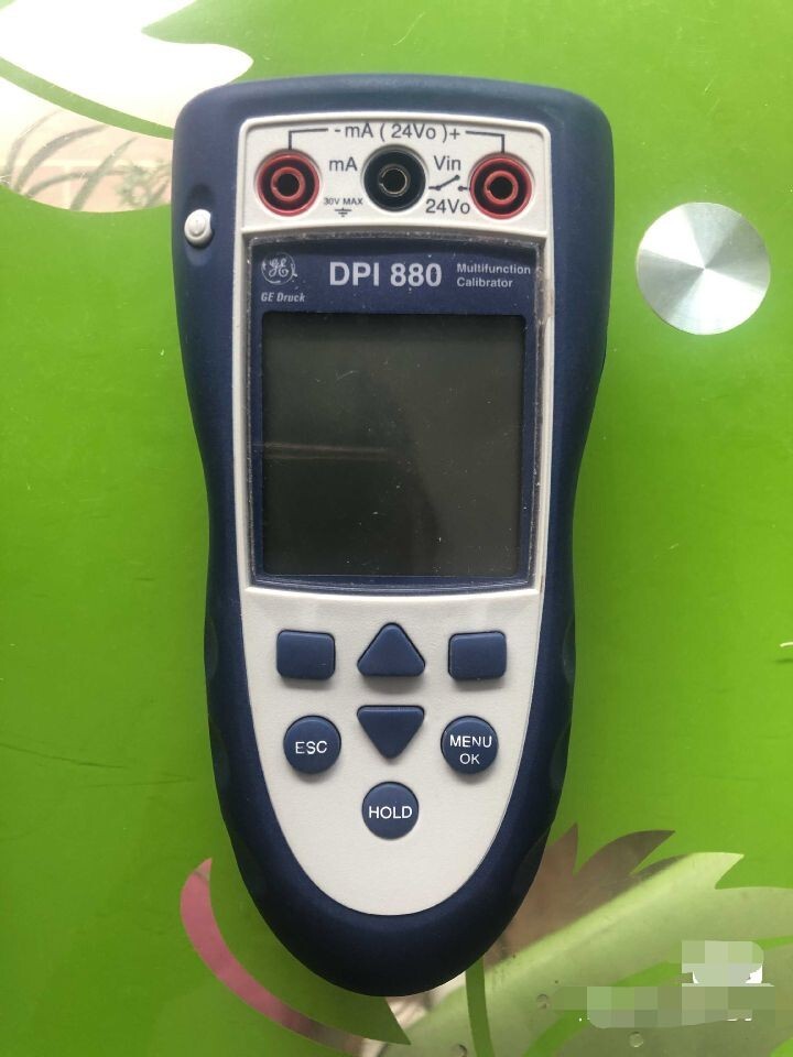 GE Druck DPI 880 - Multifunction Calibrator for Temperature, Pressure, mA, mV, V