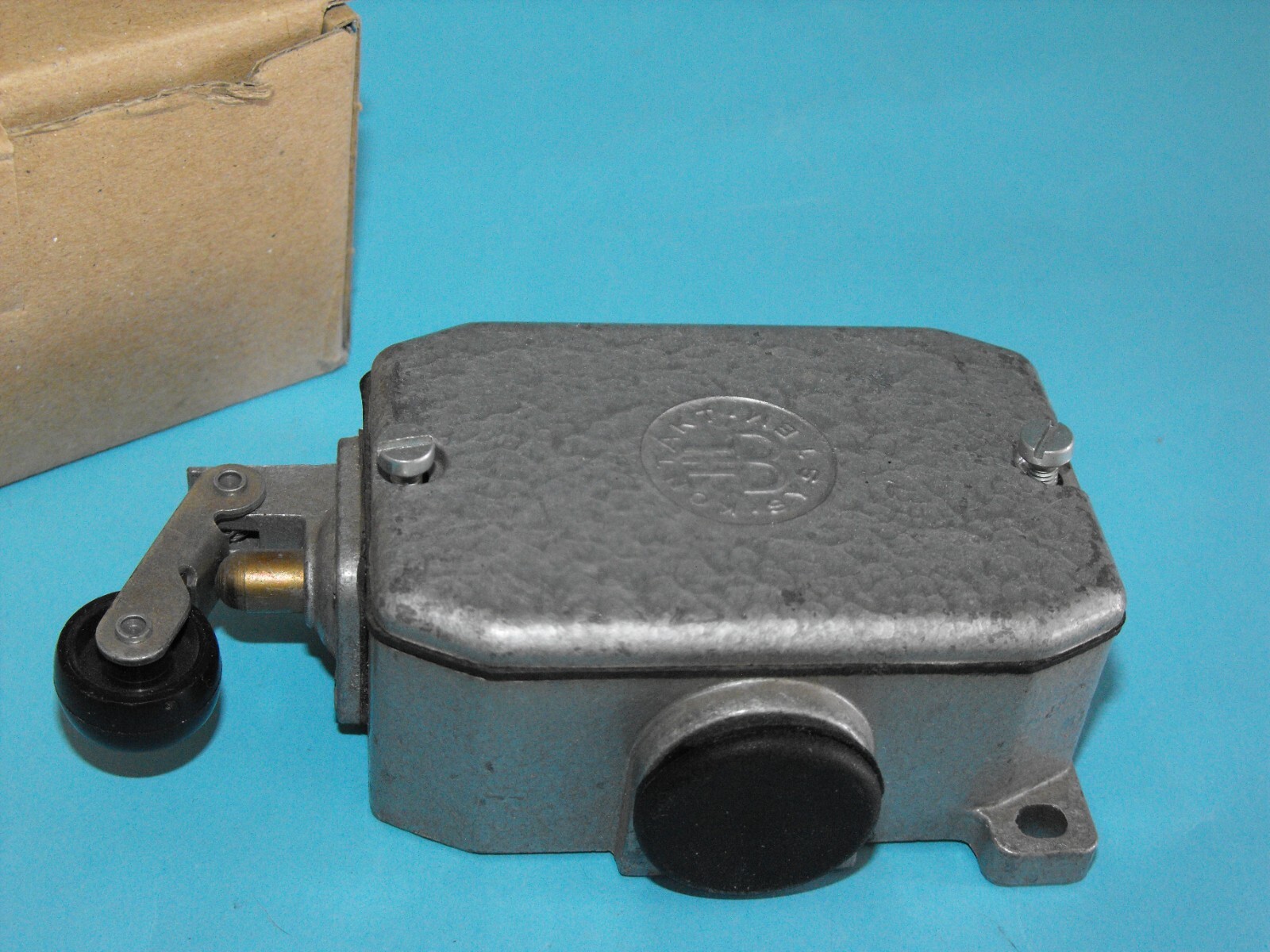 KONTAKT SYSTEM GWA-3H.LIMIT SWITCH.500V-6A.NEW