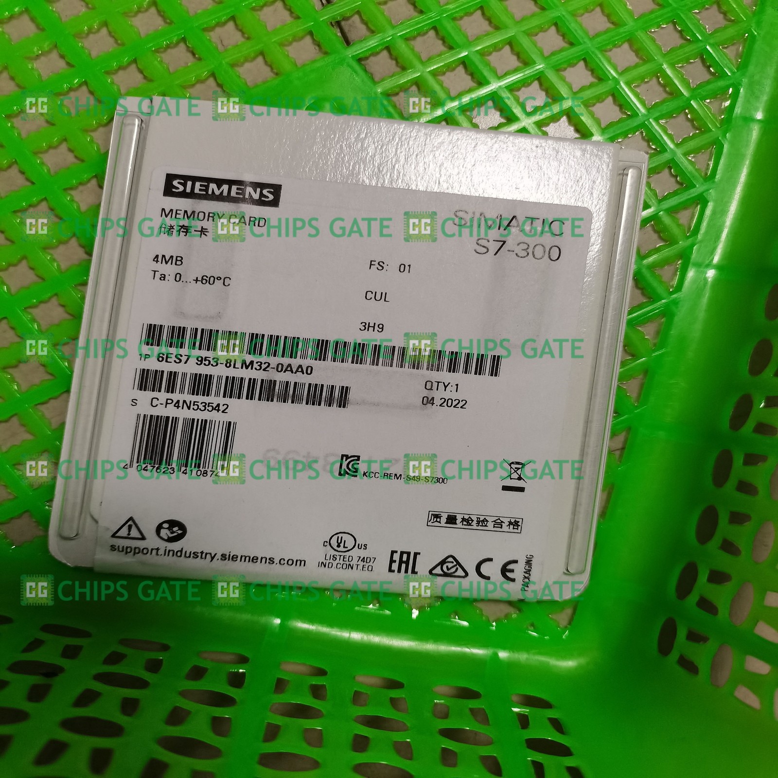 1pcs NEW SIEMENS 6ES7953-8LM32-0AA0