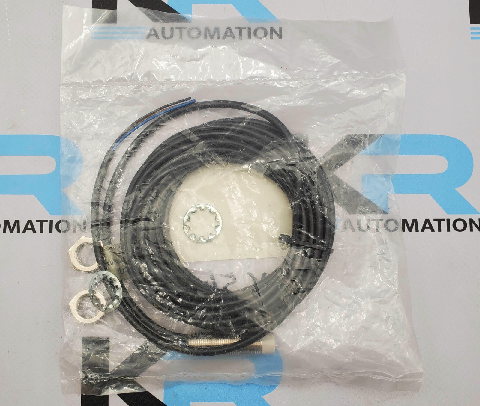 Omron E2EL-X4MF1-5M Proximity Switch 35VDC 200mA