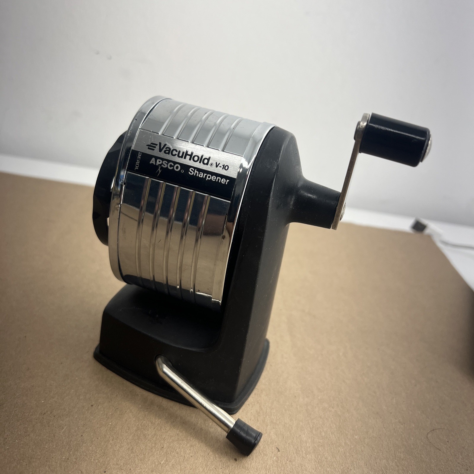 Vacu Hold V-10 Apsco Pencil Sharpener  Type 3A