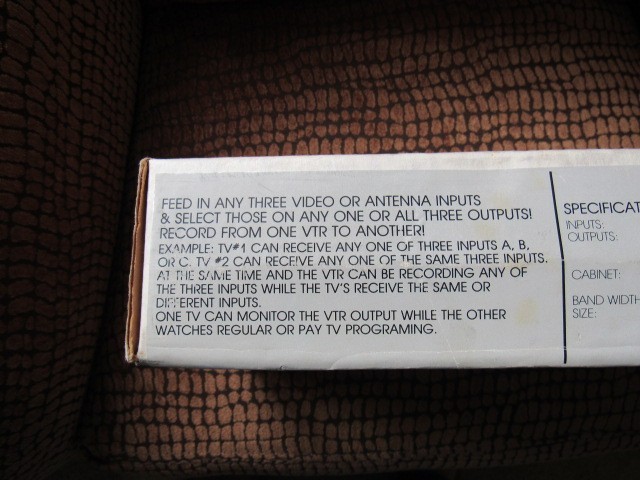 NEW-NIB-NOS vintage RHODES BRAND MODEL SW-3X3. VIDEO SWITCHER-DISTRIBUTOR. USA