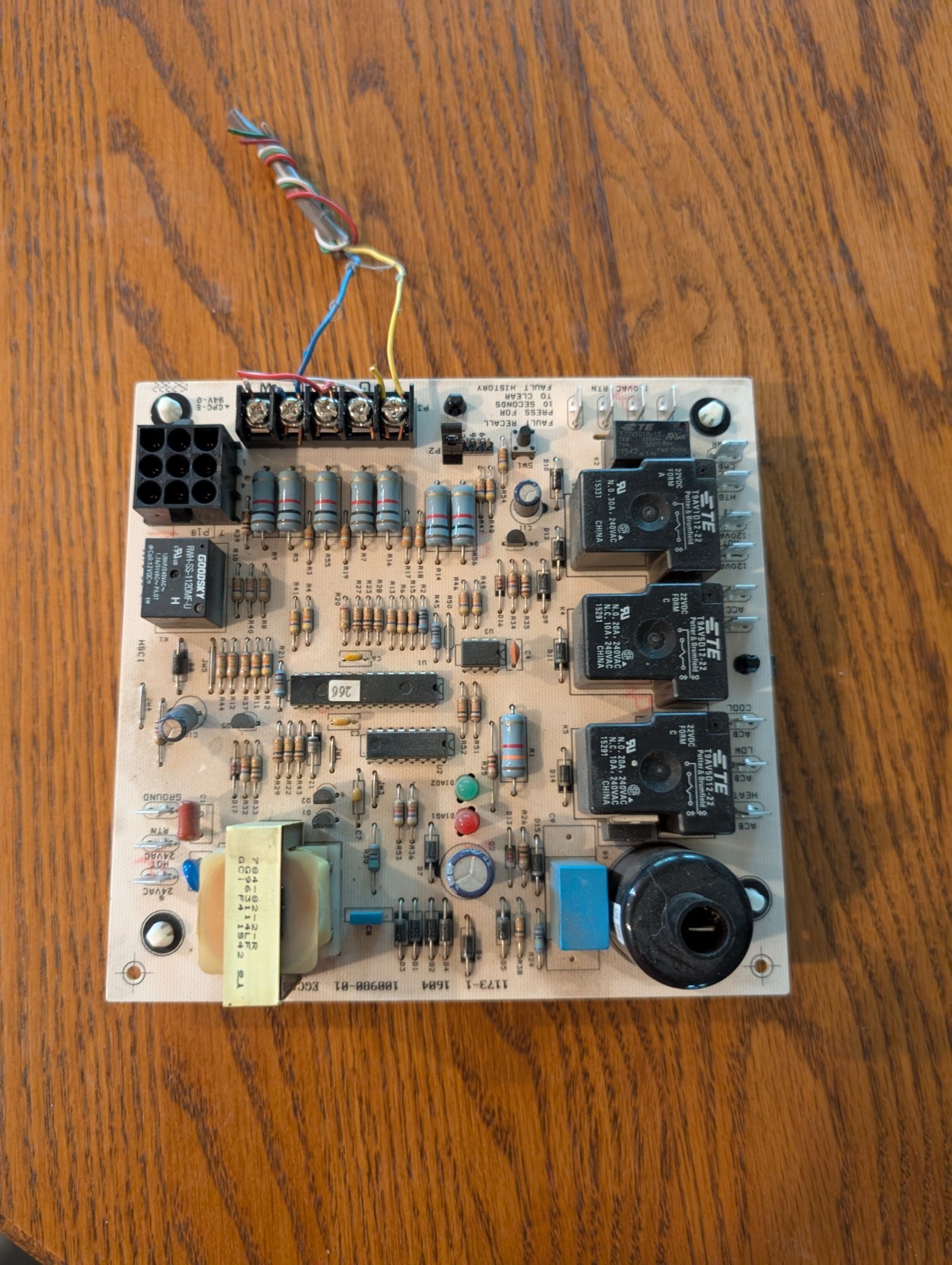 100980-01 1173-83-30A GHR26Q3/4-100-1 OEM control board Lennox Furnace