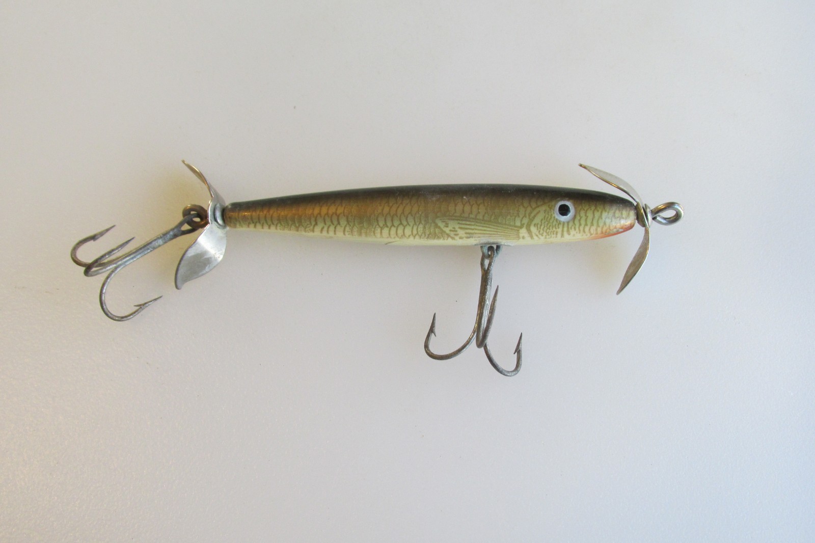Lot #3000 Shakespeare Slim Jim Double Prop Bait Good Condition