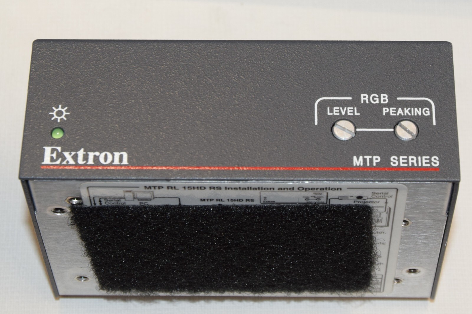 Extron MTP Series MTP RL 15HD RA Twisted Pair Receiver VGA (Main unit only)