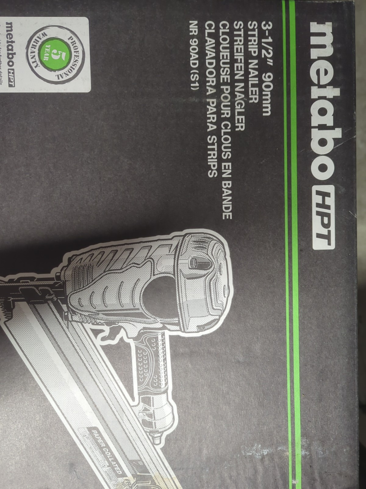 Hitachi NR90ADS1 2-Inch to 3-1/2-Inch Plastic Collated Framing Nailer New In Box
