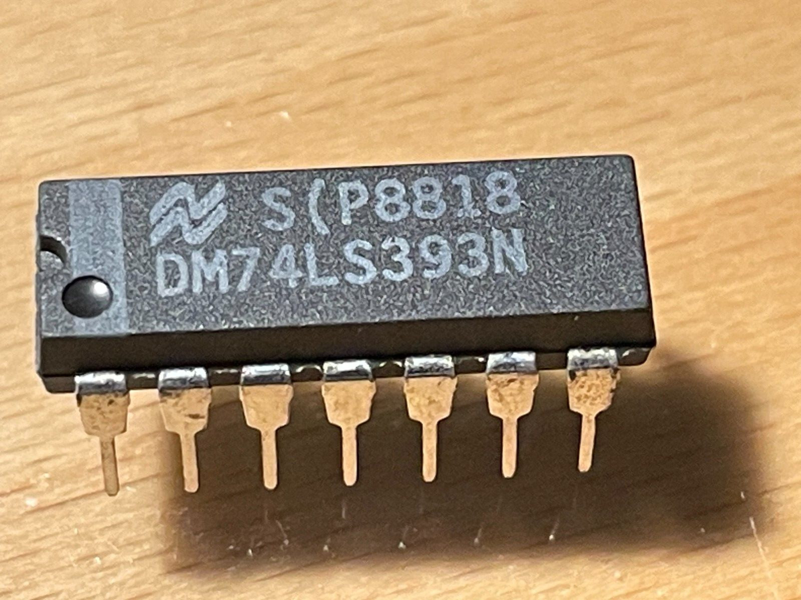 DM74LS393N Original National Binary Counter, DIP-14.