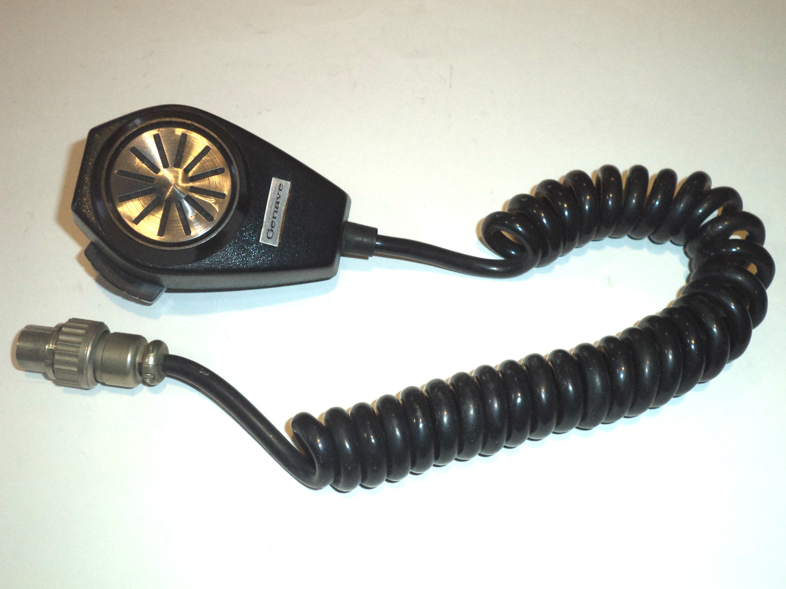 Genave Unicom Hand-Held Ceramic Microphone, 30 day warranty