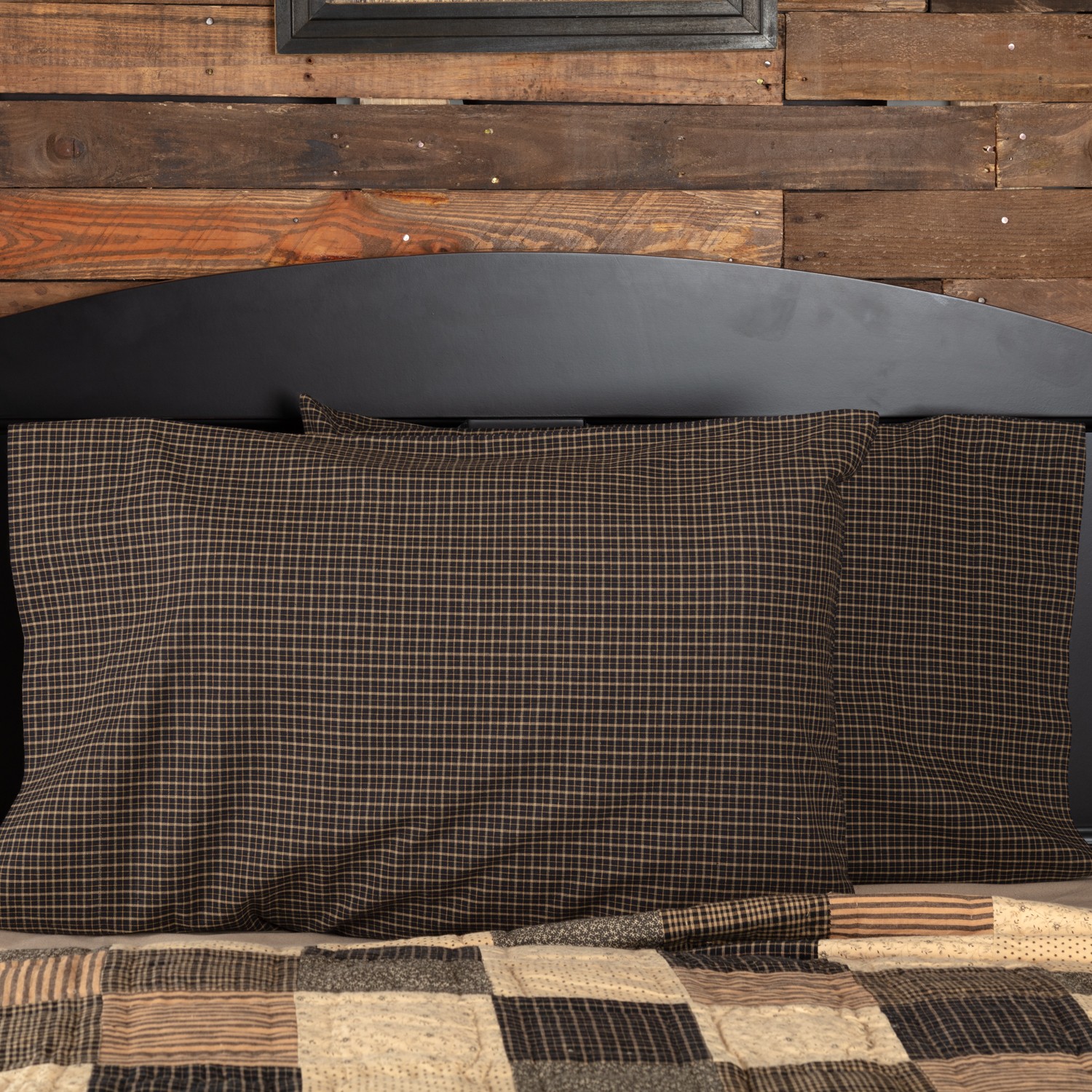 Primitive Standard Pillow Case Set of 2 Black Kettle Bedroom Decor VHC Brands