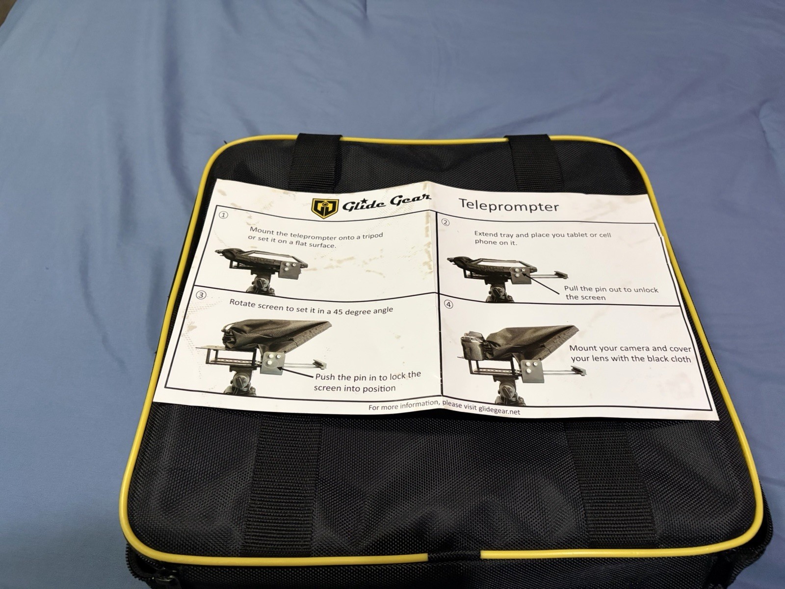 Glide Gear Teleprompter with Carrying Case