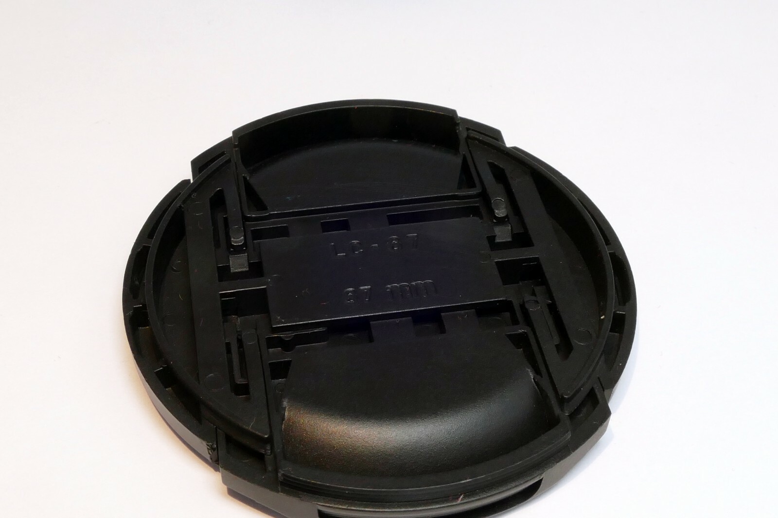 67mm snap on type Lens Front Cap black plastic