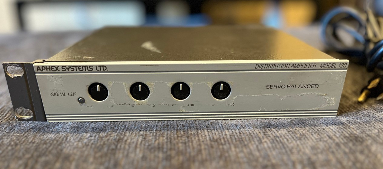 Aphex Model 120 1x4 Audio Distribution Amp Line Level Rack Unit