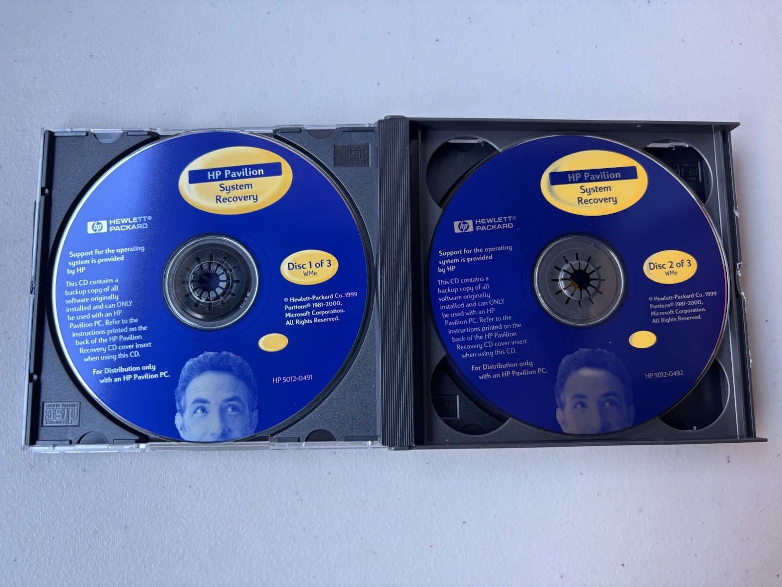 HP Pavilion Recovery 3 Disc CD Set System & Application Recovery 2000 Nice Discs