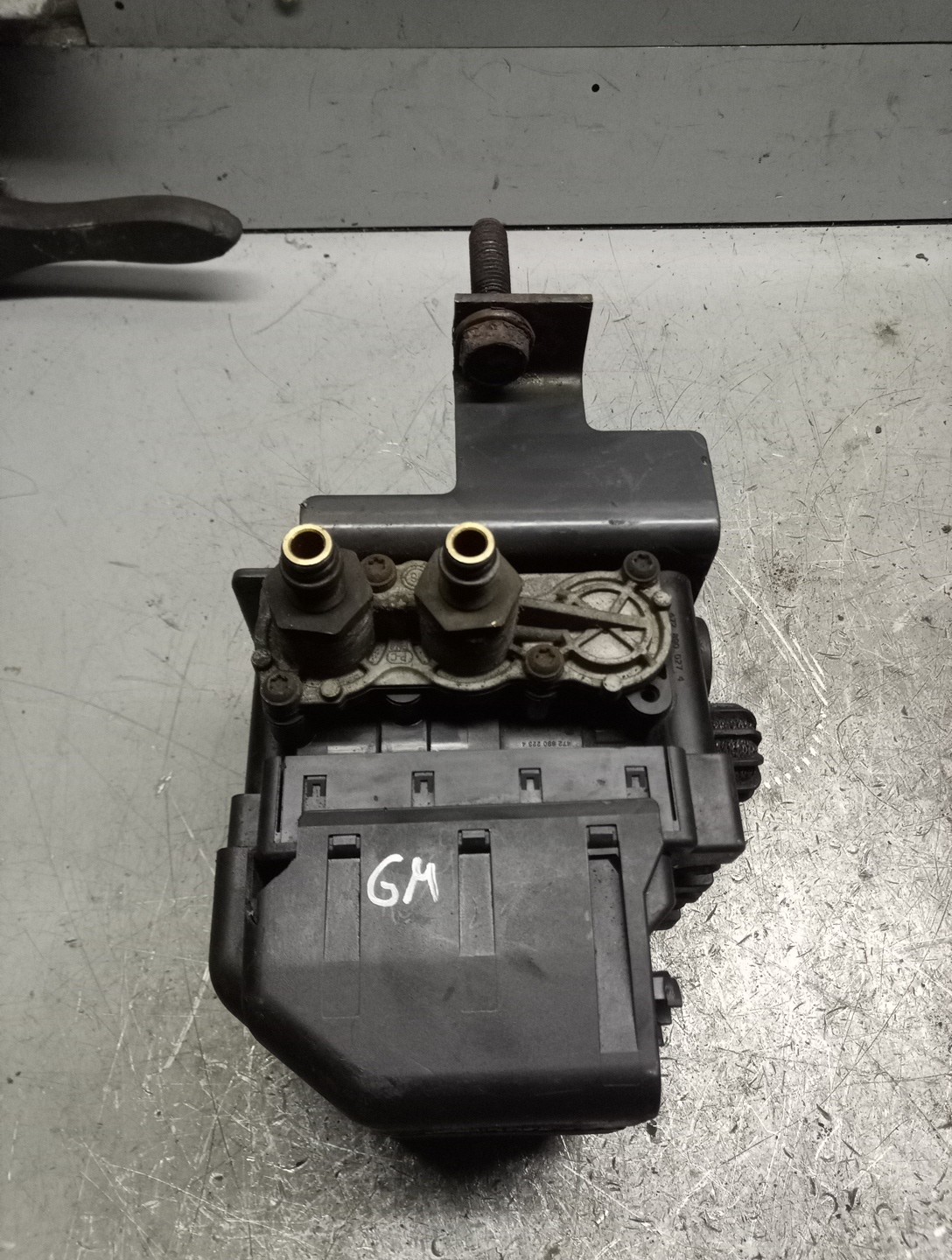 Scania R EBS valve block 1889796