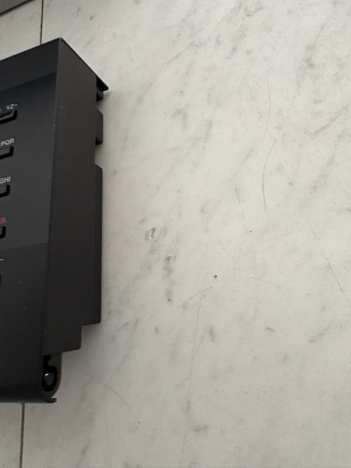 Roland D-05 Synthesizer