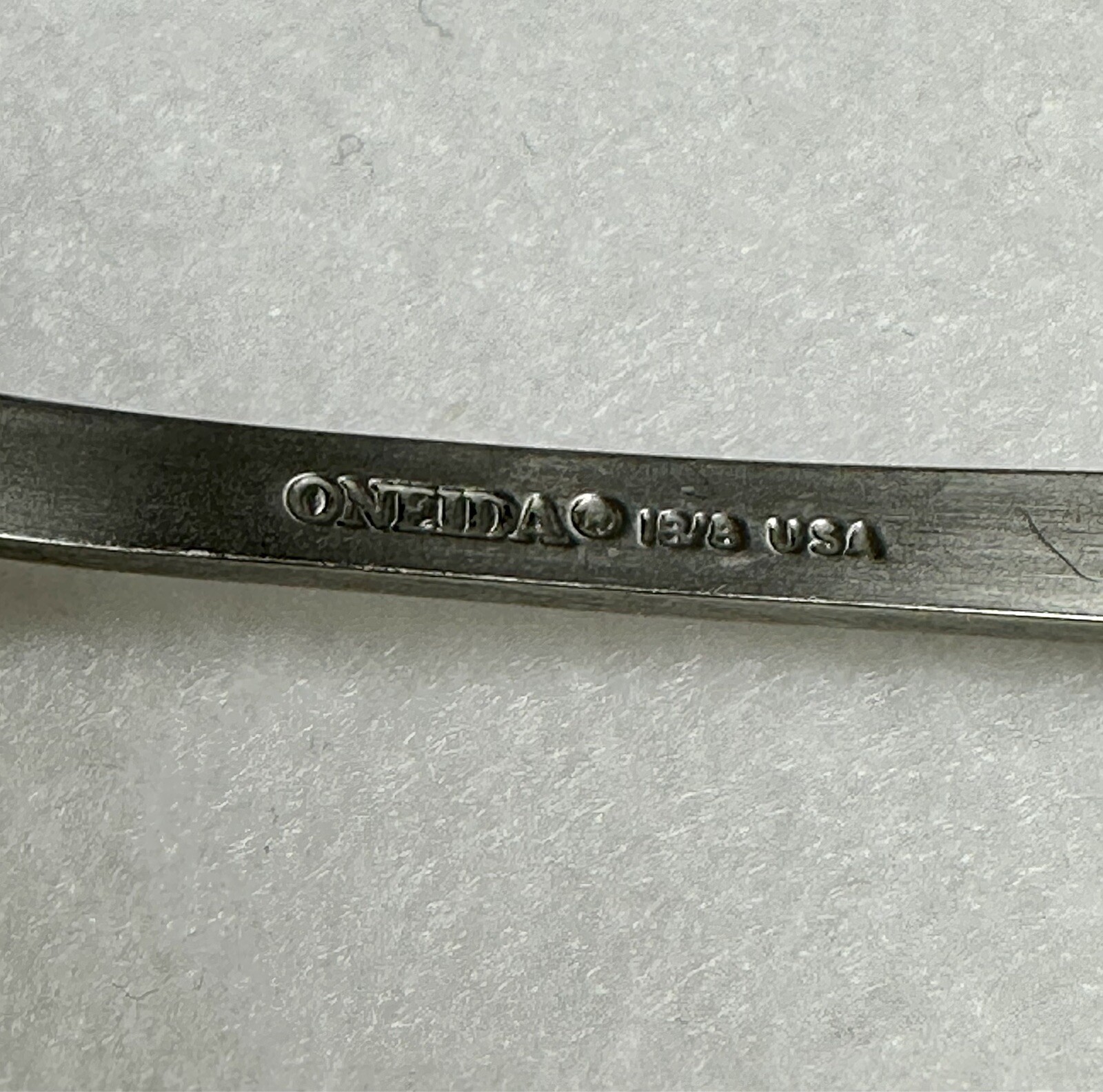 SSS BY ONEIDA STAINLESS SATIN SILVERWARE COLONIAL BOSTON PATTERN 5 PIECE SET