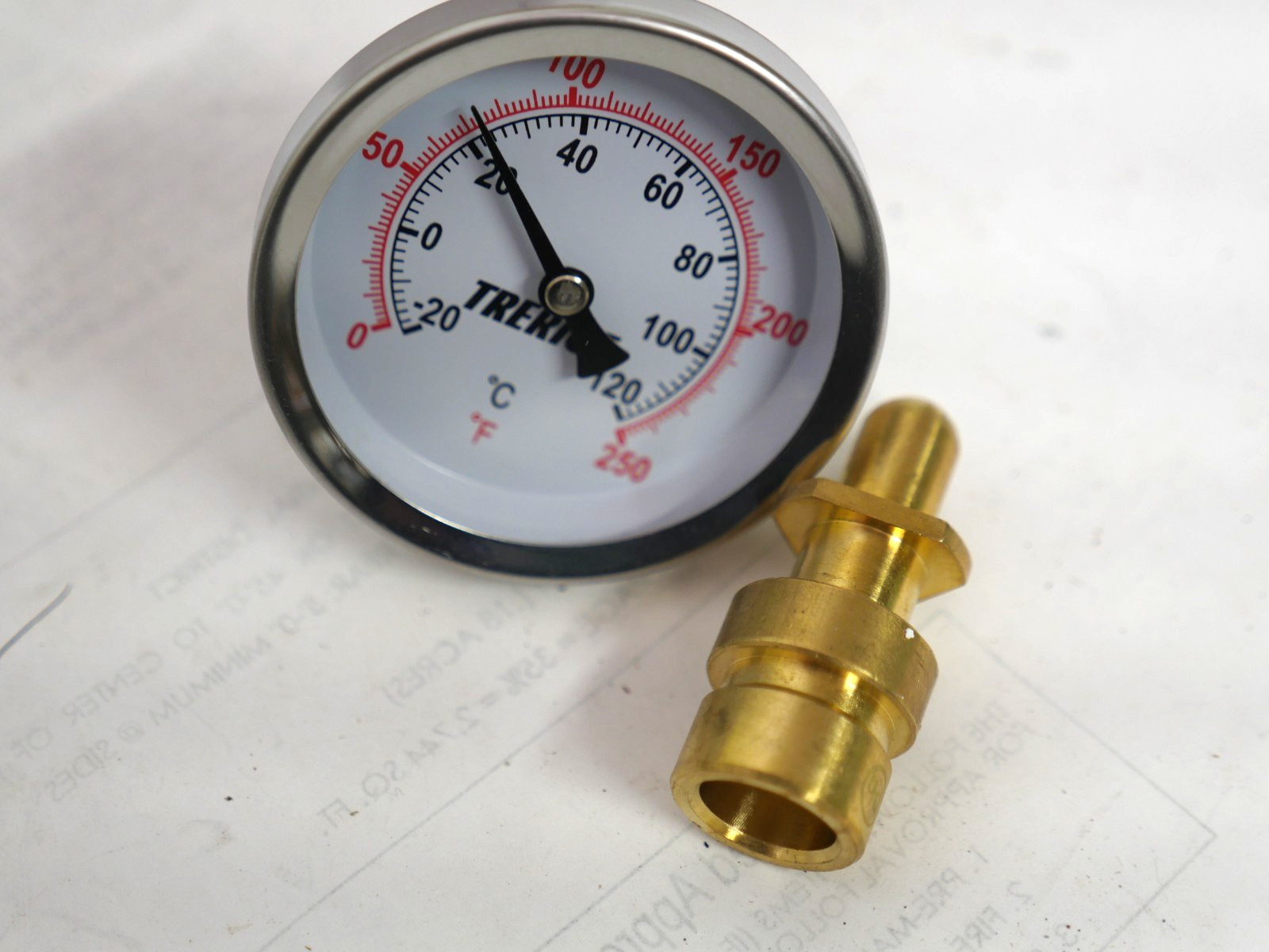 2-1/2" TRERICE PEB13227 DIAL THERMOMETER  0-250F 2" BRASS STEM w/ 3/4" SWT NEW