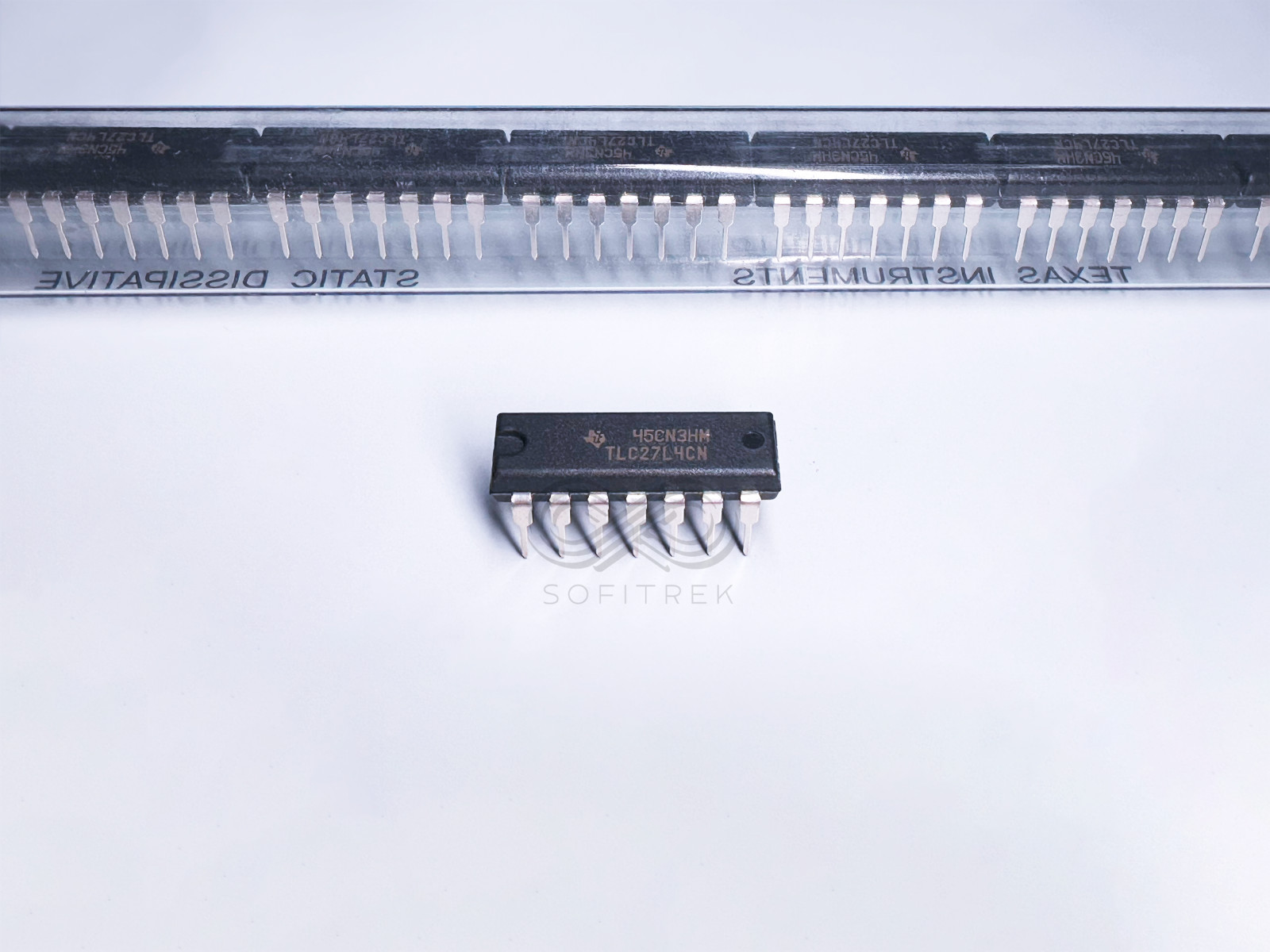 5X TLC27L4CN TLC27L4 TI LinCMOS Quad Precision Op-Amp 3-16 V Low-Power DIP-14 IC