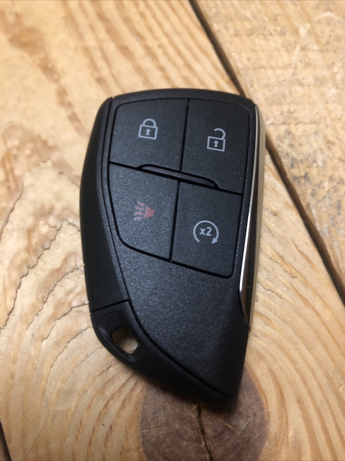 OEM GMC Key Fob YG0G21TB2   SHIPS FREE