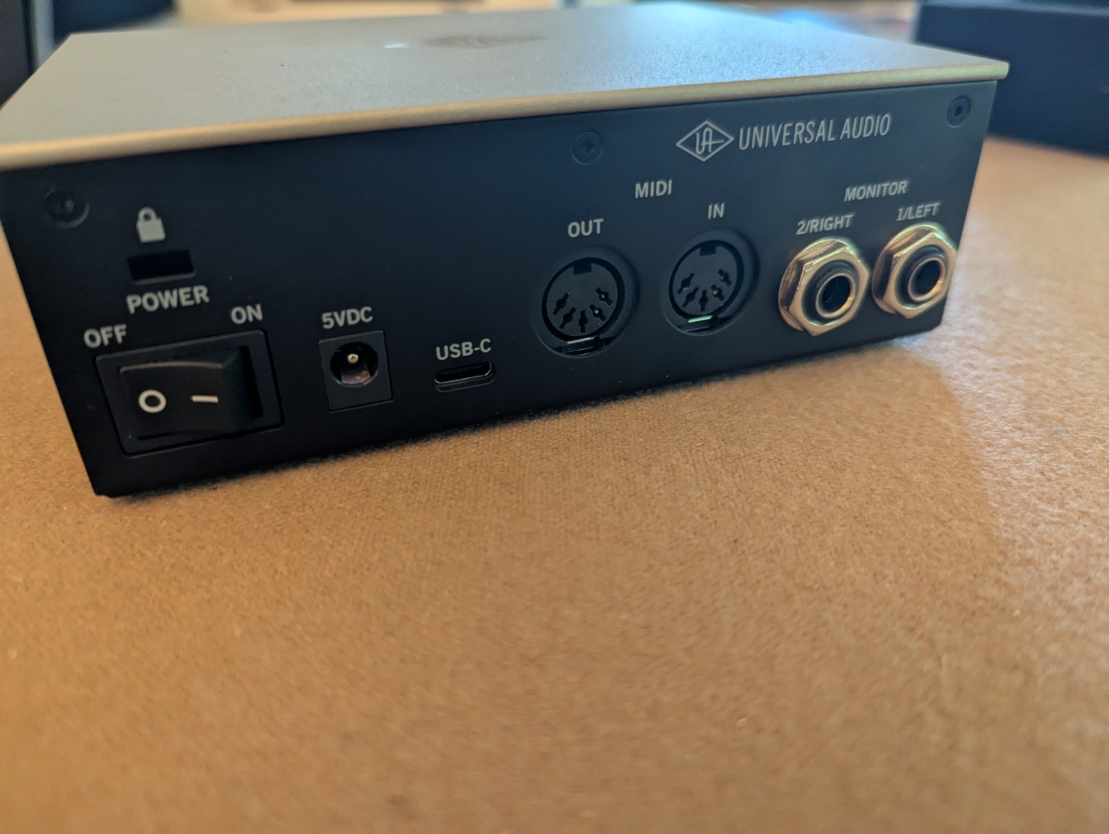 Universal Audio Volt 1 Audio Interface ---Cords Included---Works Perfect/ Tested