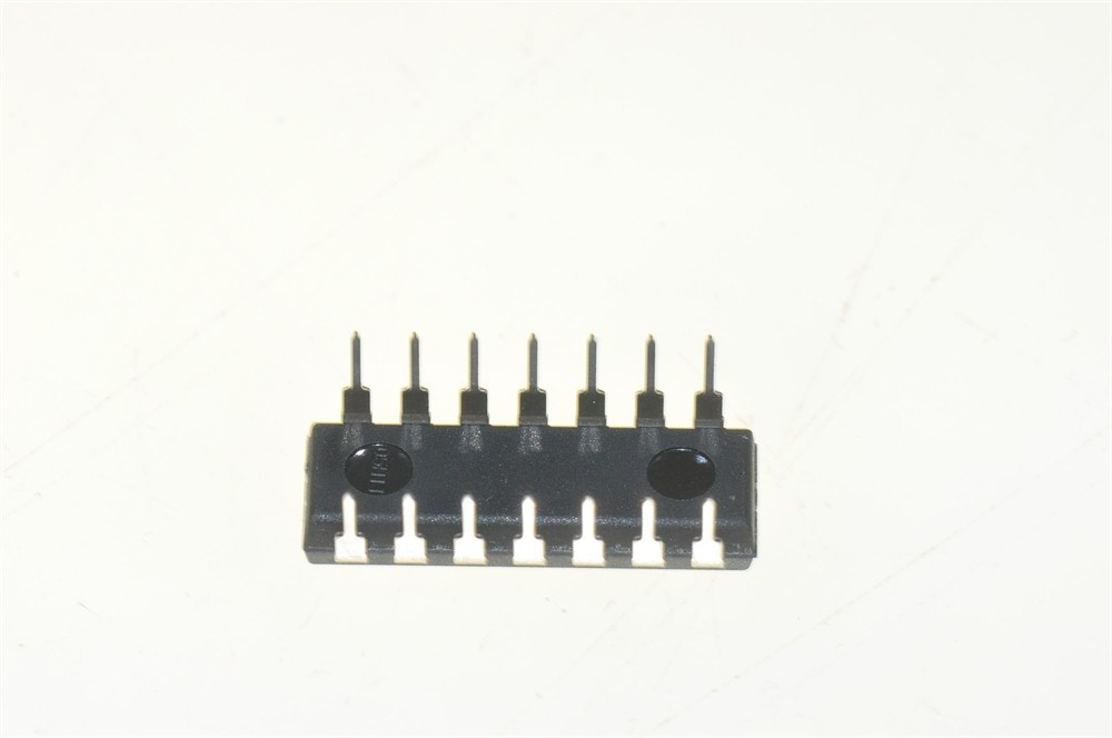 New (135pcs) CD74AC00E TEXAS INSTRUMENTS IC Logic