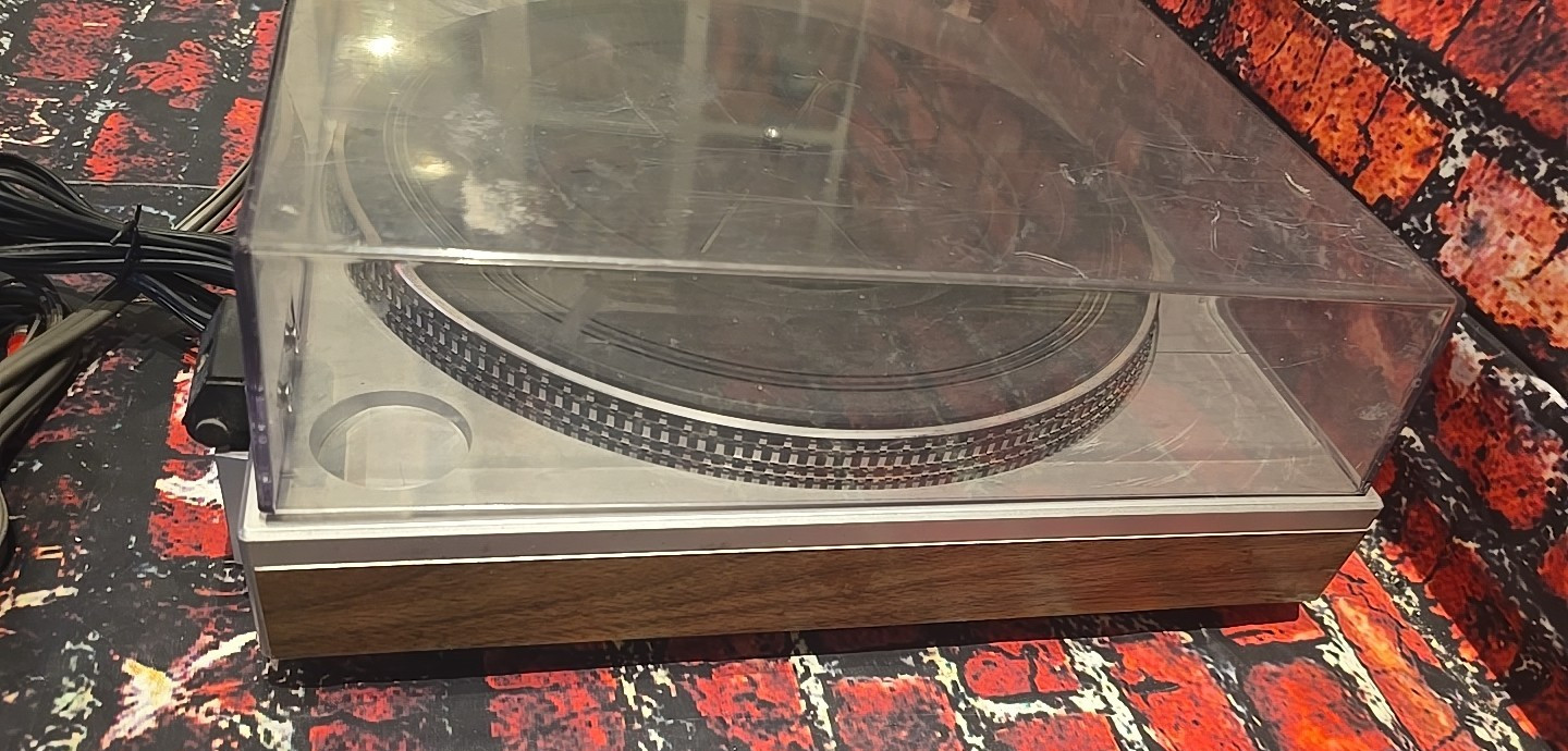 Sanyo Model TP-1012A Direct Drive Turntable - TESTED - NEEDS STYLUS