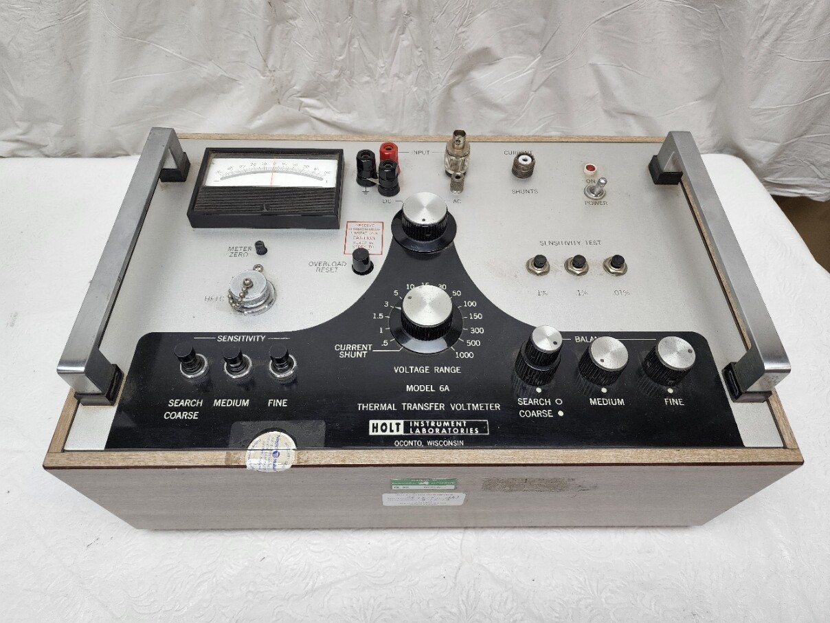 HOLT INSTRUMENT LABORATORIES THERMAL TRANSFER VOLTMETER MODEL 6A