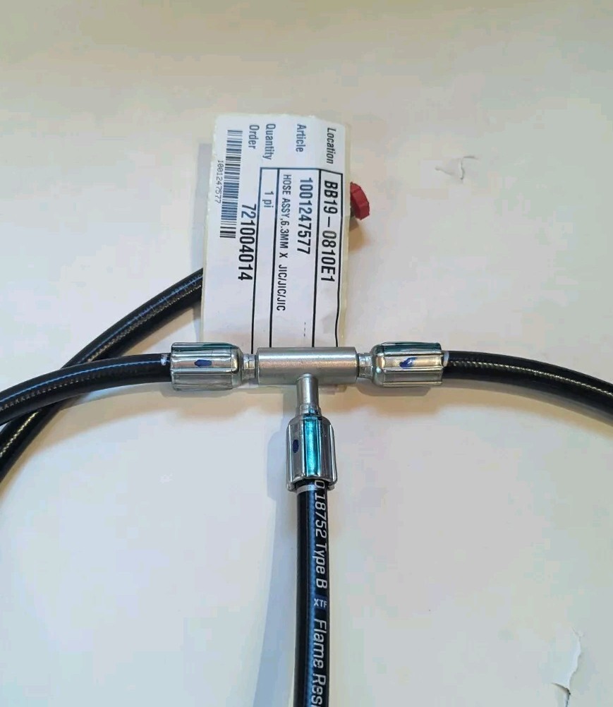 JLG Hose Assy 1001247577 6.3MM x JIC/JIC/JIC Brand New/Free Shipping!!